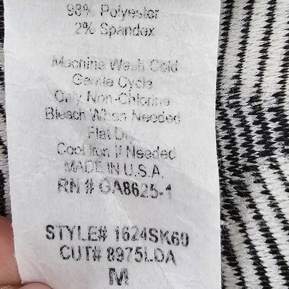 Renee C. Geometric Pencil Skirt - Picture 8 of 8